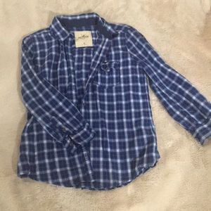 Hollister long sleeve button up shirt
